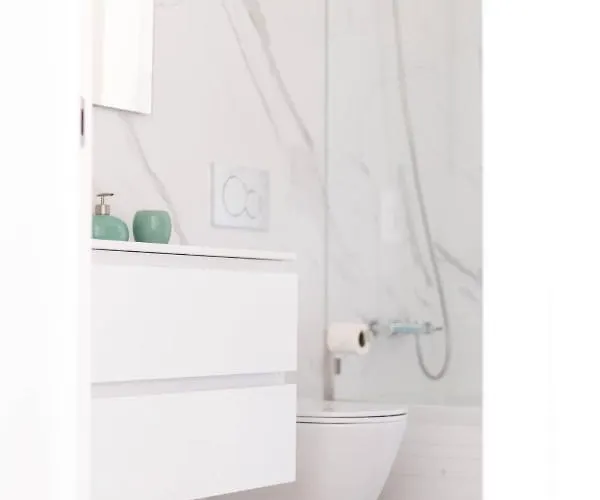 Orange Boutique - Casa Luis Camões